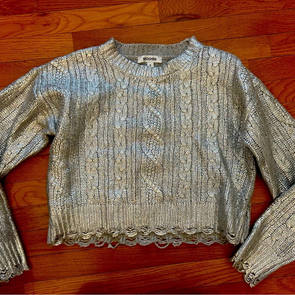 Women’s metallic sweater sz SM